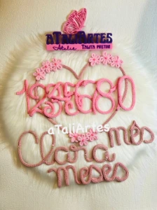Kit Mêsversário Coração de Margaridas em Tricotin + Nome - Artesanato e Personalizados