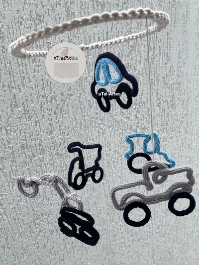 Porta Maternidade + Móbile decorativos macramê com tricotin - Artesanato e Personalizados