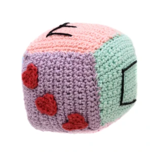 Cubo do Alfabeto em Amigurumi com Guizo - Artesanato e Personalizados