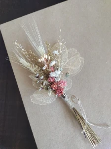 Mini buque com folhas renda esqueletizadas (15cm) - Artesanato e Personalizados