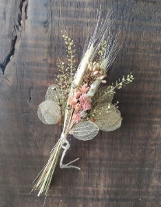 Mini buque com folhas renda esqueletizadas (15cm) - Artesanato e Personalizados