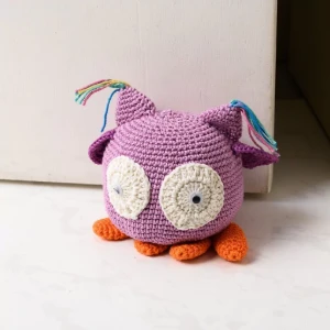 Coruja Peso de Porta em Amigurumi - Artesanato e Personalizados