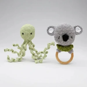 Kit Polvo Newborn e Chocalho Coala em Amigurumi - Artesanato e Personalizados