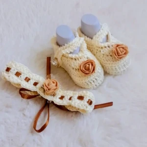 Kit Sapatinho e Faixa de Crochê para Bebê - Artesanato e Personalizados