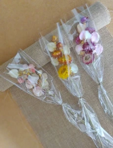 Ramo com Flores Desidratadas - Artesanato e Personalizados