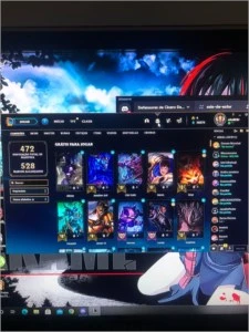 Conta goldlV LOL, de 2015,142 skins, gastei 500 reais nela. - League of Legends