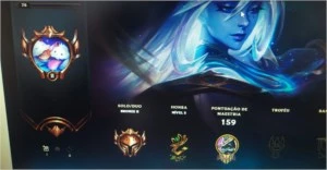 Conta de lol/promoção - League of Legends