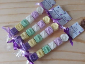Sabonete Nome 5 Letras com Flor - Artesanato e Personalizados