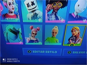 Conta Fortnite - 11,000 v-buks - Corvo - Cavaleira Rubra