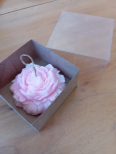 Vela Decorativa Peônia Rosa em Cera de Coco - 9 cm - Artesanato e Personalizados