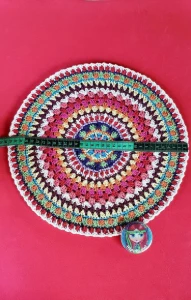 Mandala Decorativa em Crochê - Artesanato e Personalizados