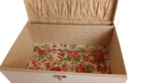 Porta-Joias Extra Grande Branco e Floral - Artesanato e Personalizados