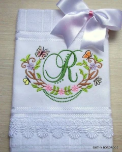 Toalha de Lavabo Personalizada com Guipir - Artesanato e Personalizados