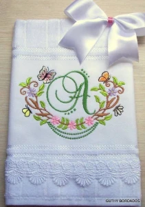 Toalha de Lavabo Personalizada com Guipir - Artesanato e Personalizados