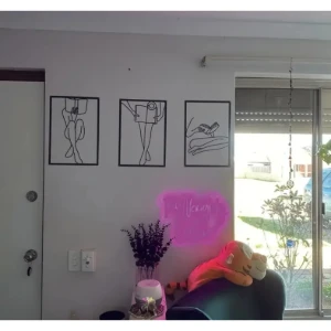 Trio de Quadros Mulheres Lendo em MDF Preto 40 x 27 cm - Artesanato e Personalizados