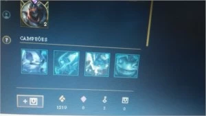 Conta de league of legends gold 3 seasons seguidas LOL