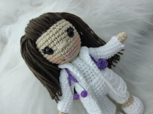 Mini boneca profissão - Médica - Artesanato e Personalizados
