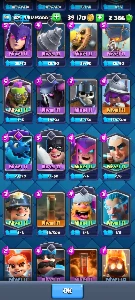 Clash Royale nível 42 com 8 evoluções e algumas elite.