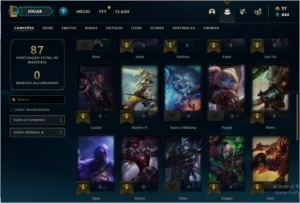 Platina 4 smurf 2,7k de el e skins no inventario - League of Legends LOL