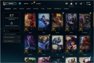 Platina 4 smurf 2,7k de el e skins no inventario - League of Legends LOL