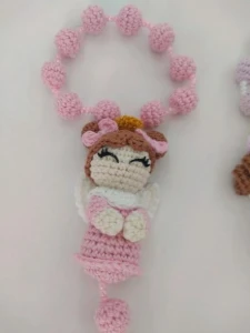 Terço de Crochê com Anjinhos - Artesanato e Personalizados