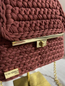 Bolsa Bag Angel Terracota com Alça e Corrente - Artesanato e Personalizados