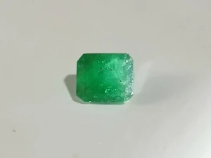 Esmeralda natural ótima com 1,80 cts - Artesanato e Personalizados