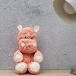 Hipopótamo em amigurumi - Artesanato e Personalizados