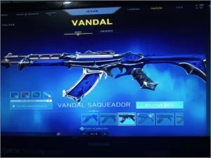 conta com 600 reais em skins plati 2 - Valorant