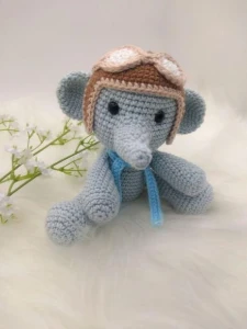 Mini Elefante Amigurumi - Artesanato e Personalizados