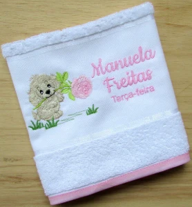 Kit com 5 Toalhas Escolares Personalizadas - Artesanato e Personalizados