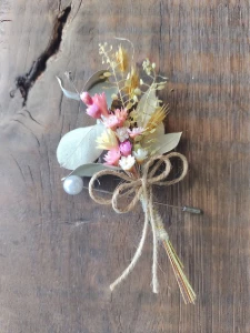 Lapela Floral para noivo - Artesanato e Personalizados
