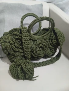 Bolsa artesanal flores - Artesanato e Personalizados