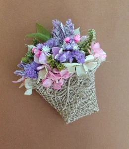 Vasinho com Flores Secas e Ímã - Lavanda - Artesanato e Personalizados