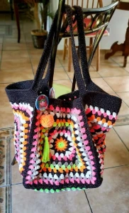 Bolsa Estilo Boho em Crochê Grande - Artesanato e Personalizados
