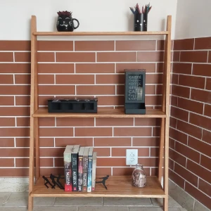 Estante escada em cedrinho para vasos e livros - Artesanato e Personalizados