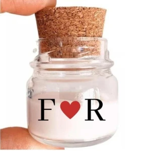 Lembrancinha Mini Vela Perfumada Casamento Iniciais 40g