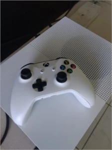 Xbox one S - 1 TB