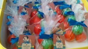 Trio de Maçãs - Artesanato e Personalizados