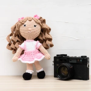 Boneca Verinha Amigurumi Crochê - Artesanato e Personalizados