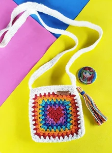 Bolsa Hippie Coração em Crochê - Artesanato e Personalizados