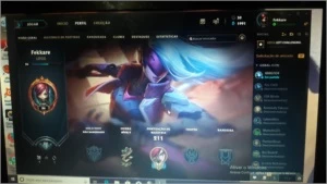 League of legends conta no Prata com skins LOL