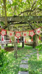 Varal de Estrelas em Crochê - Artesanato e Personalizados
