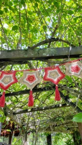Varal de Estrelas em Crochê - Artesanato e Personalizados