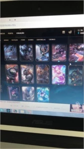 Conta lol todas as ultimates mais se 2000 gastos na conta - League of Legends