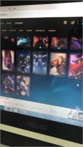 Conta lol todas as ultimates mais se 2000 gastos na conta - League of Legends