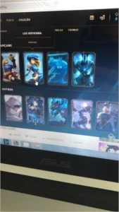Conta lol todas as ultimates mais se 2000 gastos na conta - League of Legends
