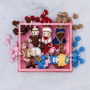 Kit 5 Terços Religiosos em Amigurumi - Artesanato e Personalizados