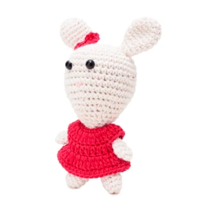 Coelha de vestido rosa pink em amigurumi - Artesanato e Personalizados