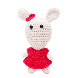 Coelha de vestido rosa pink em amigurumi - Artesanato e Personalizados